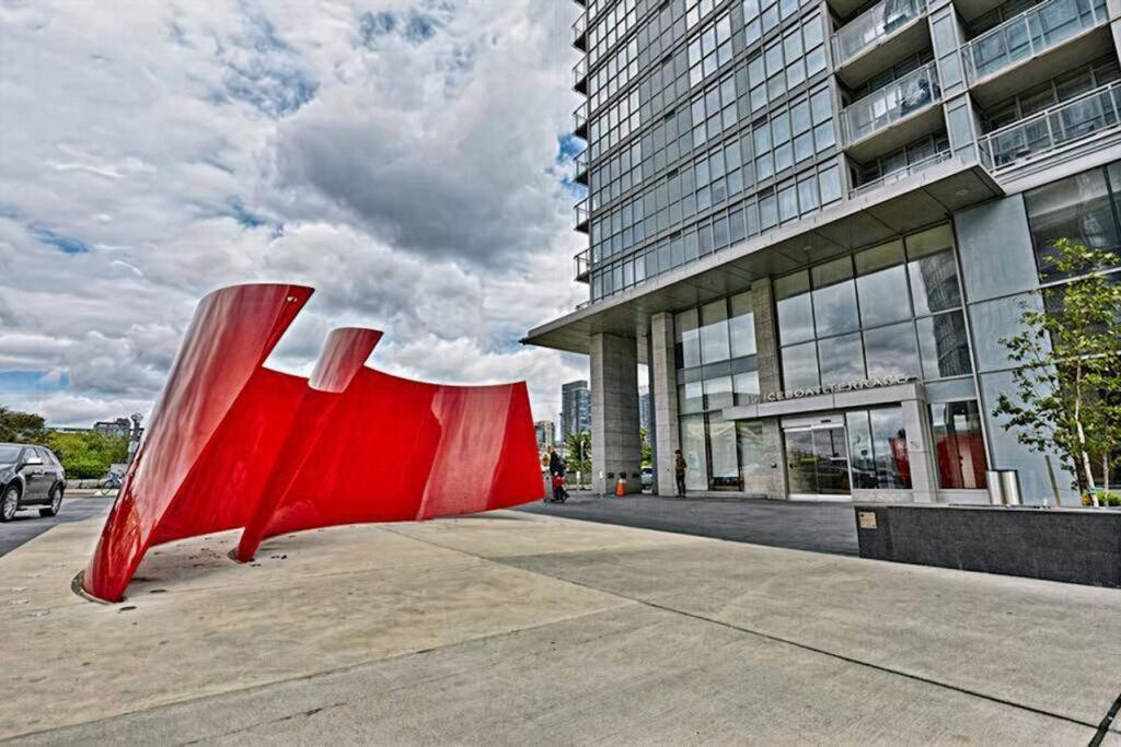 تورونتو Luxury Downtown Lakeview & City View Condo المظهر الخارجي الصورة