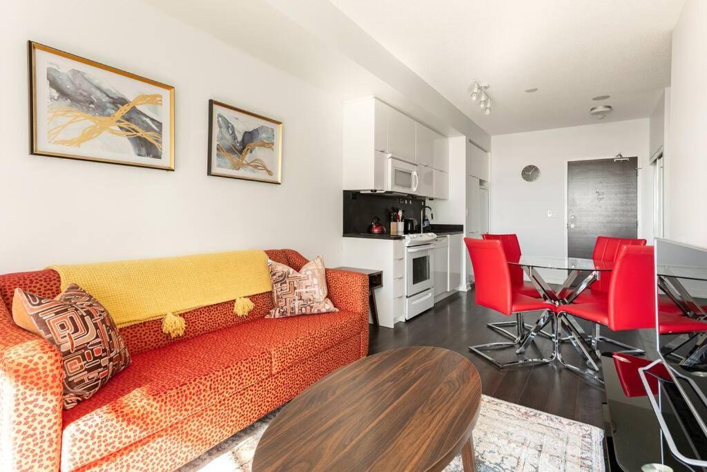 تورونتو Luxury Downtown Lakeview & City View Condo المظهر الخارجي الصورة